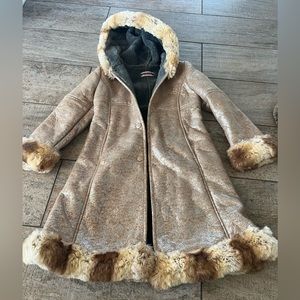 Girl’s Warm and Cozy Winter Shearling